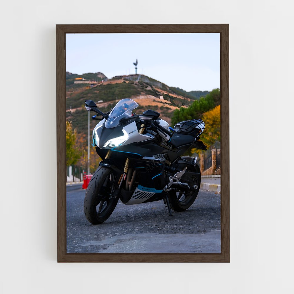 Poster Cfmoto captivant (vue 5)