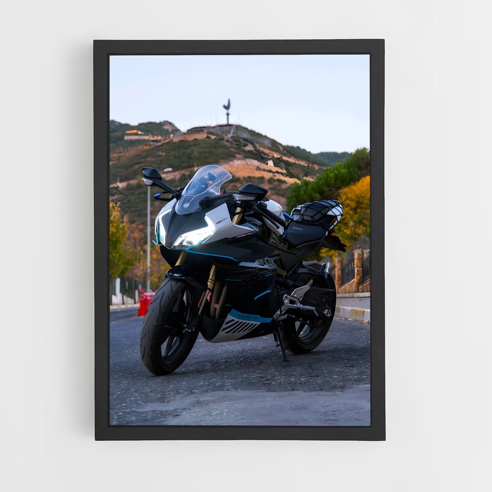 Poster Cfmoto captivant (vue 2)