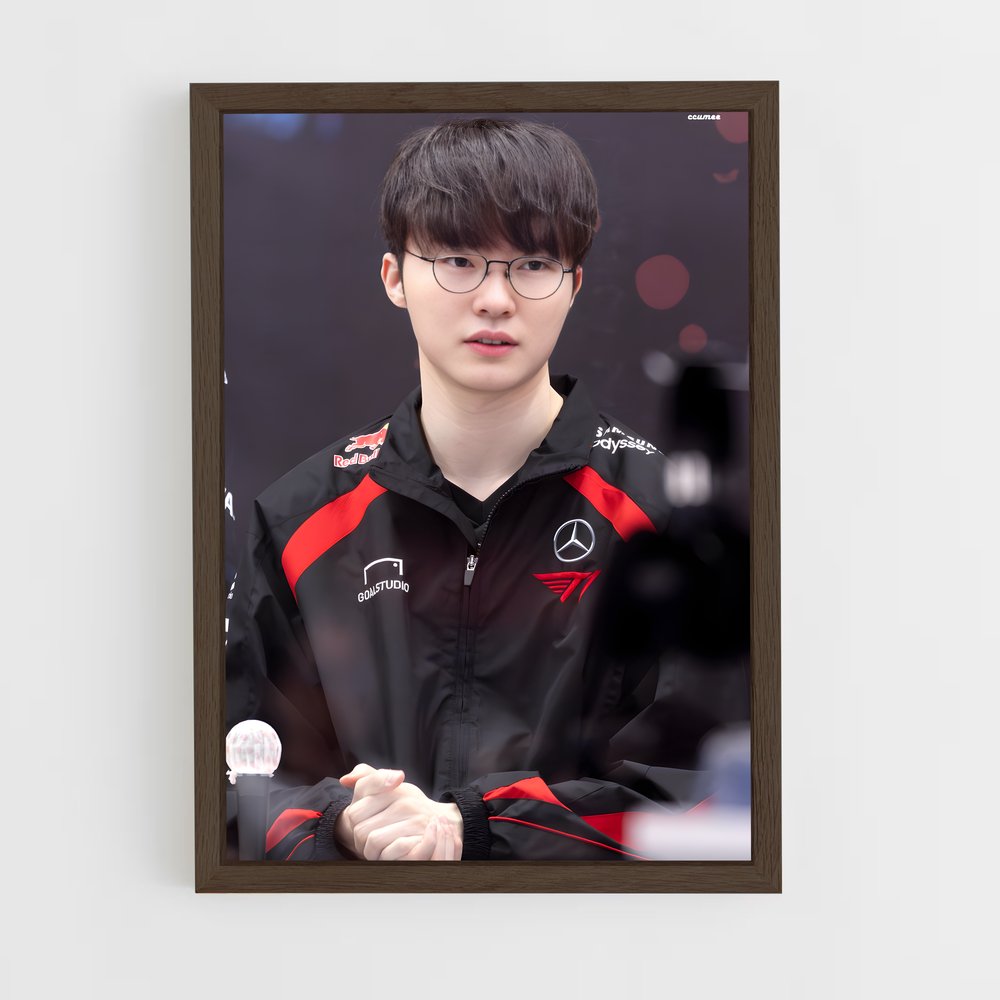 Poster L'Homme en Rouge et Noir – affiche Esports (vue 5)