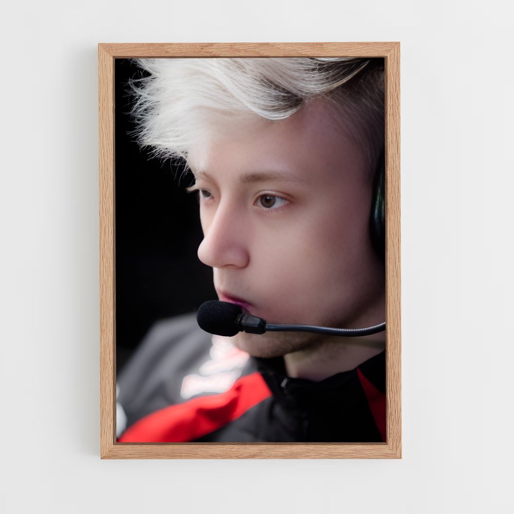 Poster Le Commentateur – affiche Esports (vue 4)