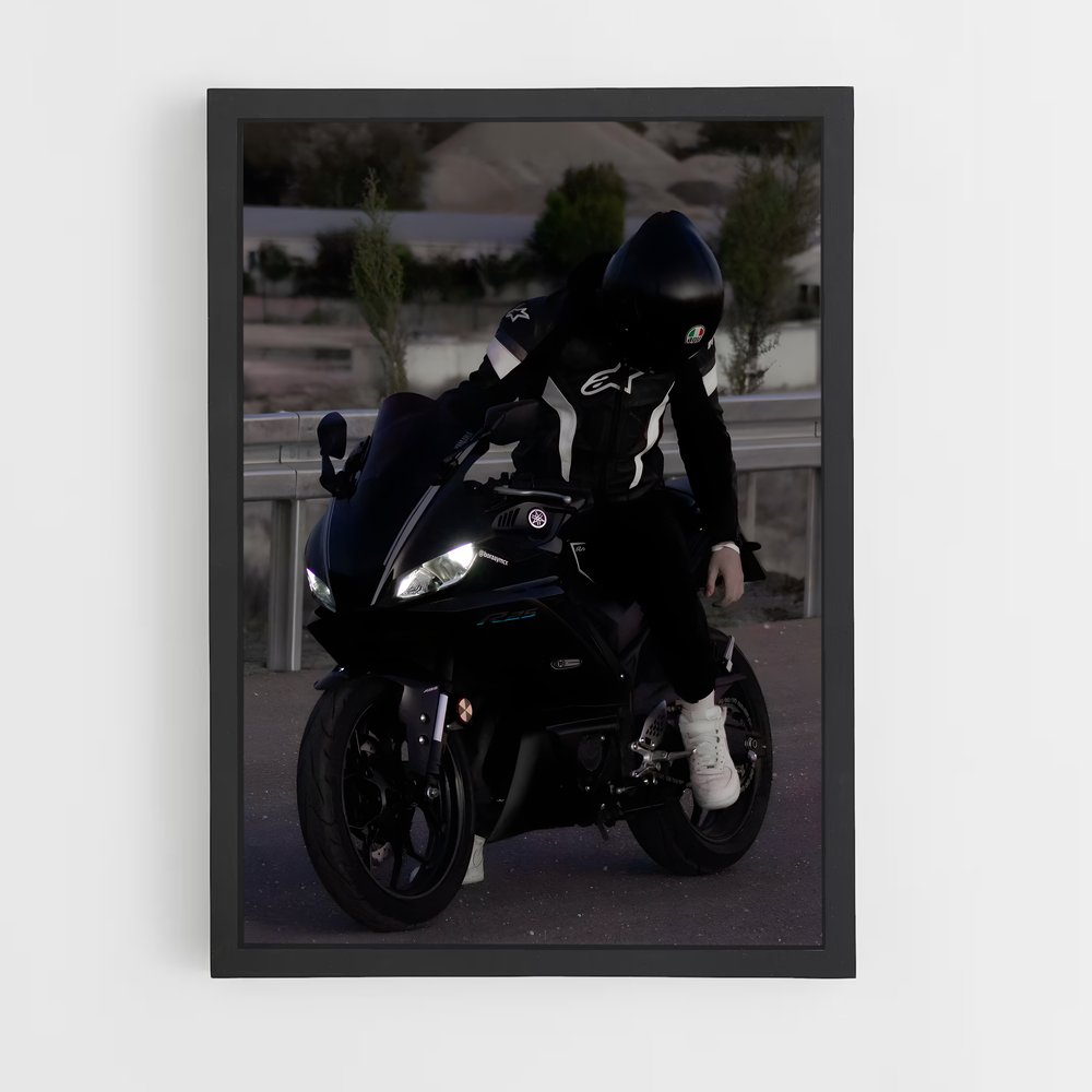 Poster L'Inconnu en Noir – affiche Yamaha (vue 2)